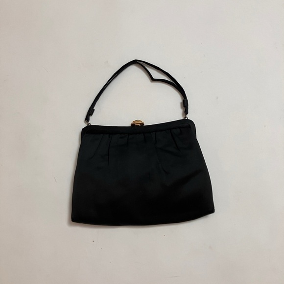 Harry Levine Handbags - VINTAGE HARRY LEVINE “pure silk” handbag
